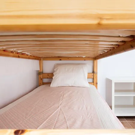 Live Serviola With Balcony Appartamento *